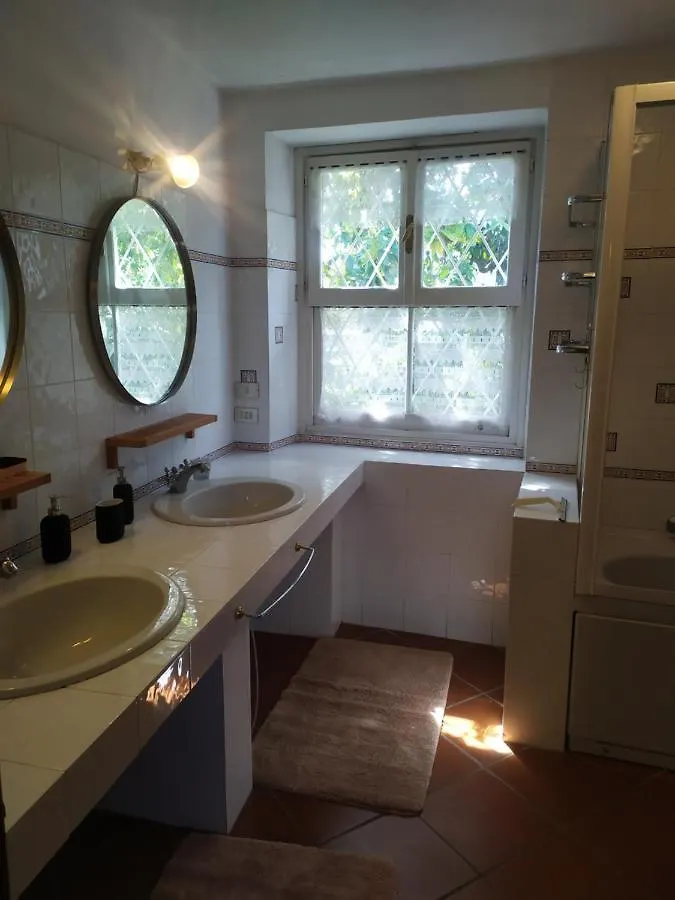 Villa Sunrise à Rapallo 0*,