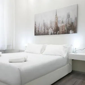 https://la-corte-luxury-apartment-milan.italymilanhotels.net